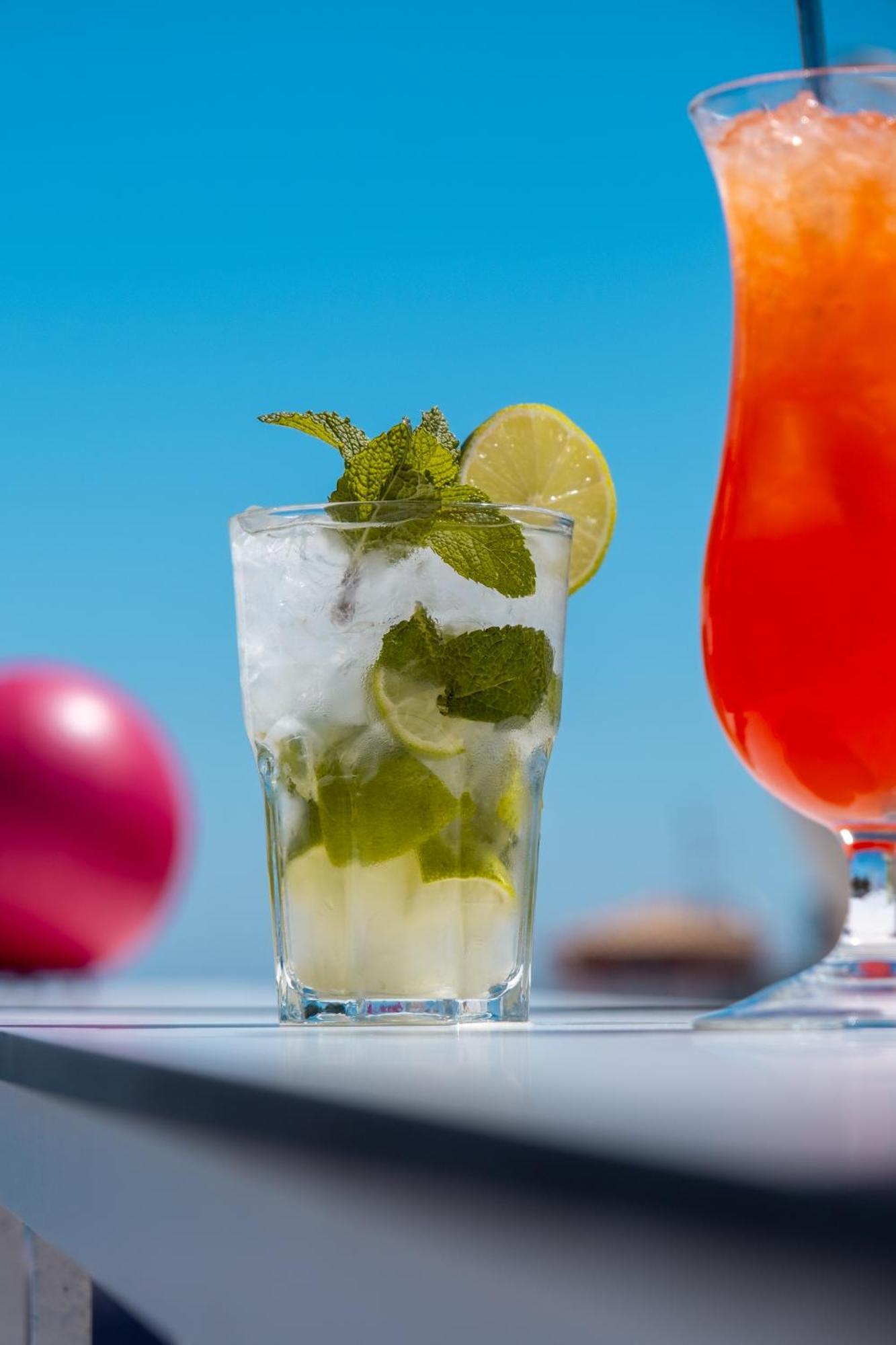 Готель Onmood Cala Ratjada - Brunch & Party Екстер'єр фото